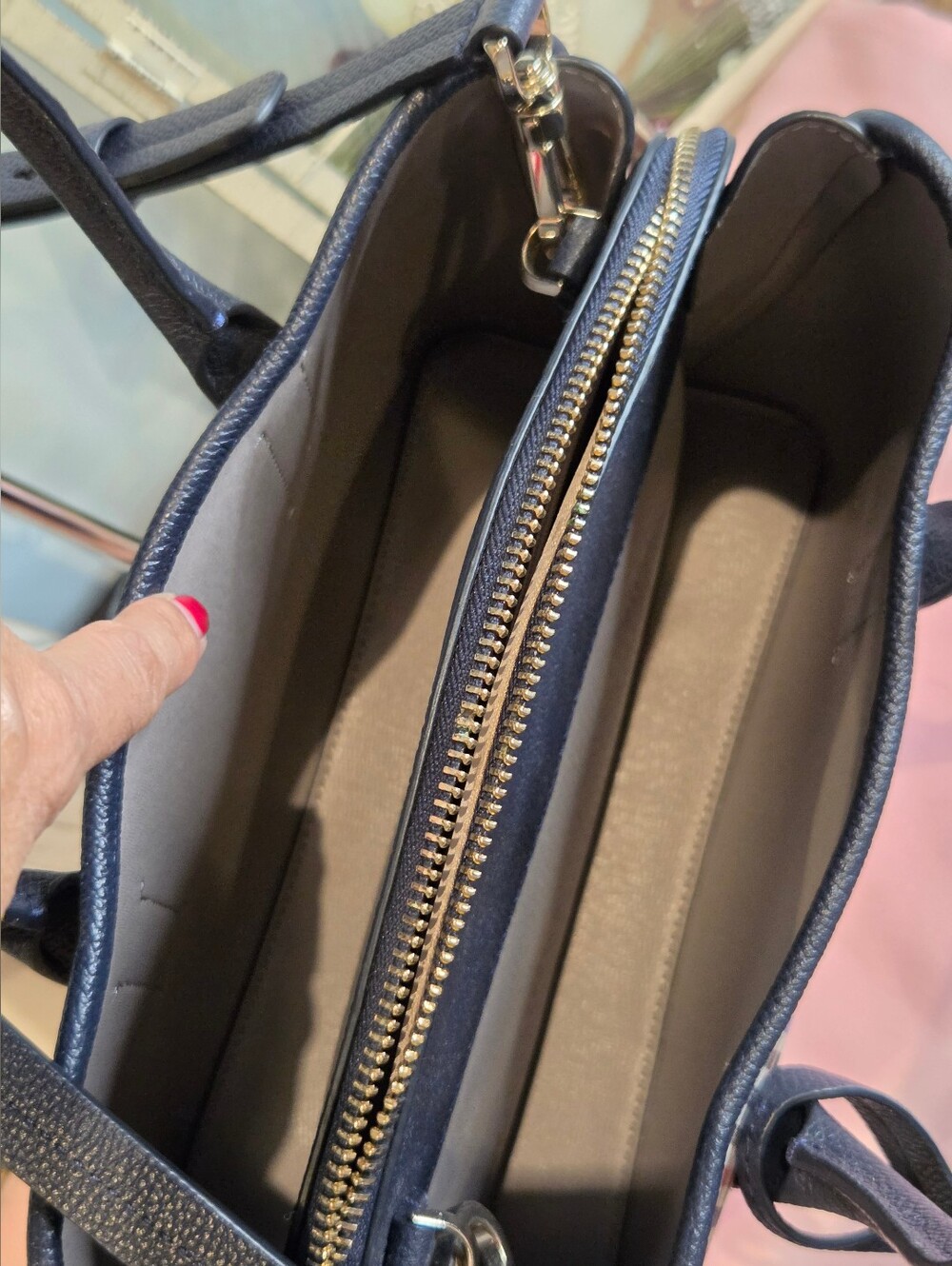 Kate Spade Margaux Plaid Satchel & Dustbag. - Picture 10 of 15